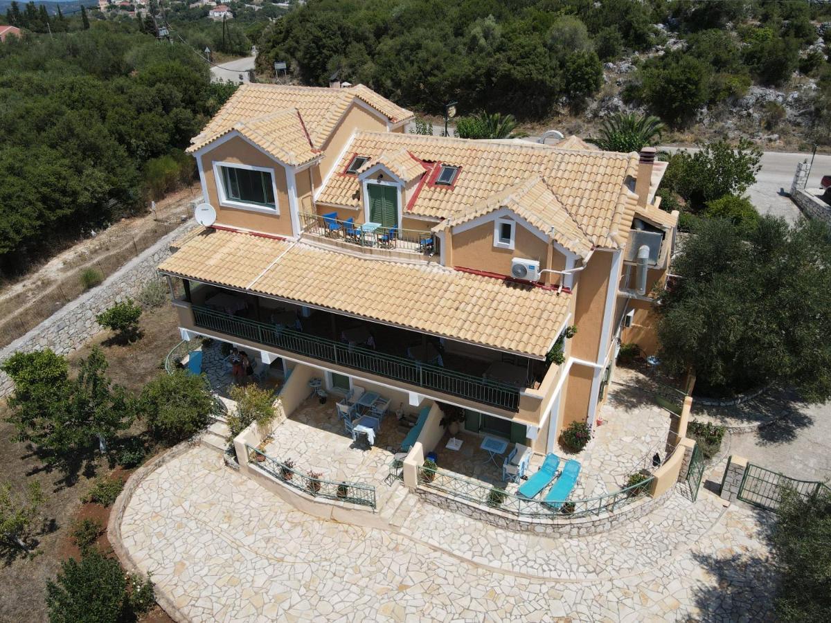 Vegera Apartment M Vasilikiadhes Bagian luar foto